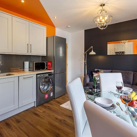 Bright Cheery 4 Bd Apartment By Brighton Station Экстерьер фото