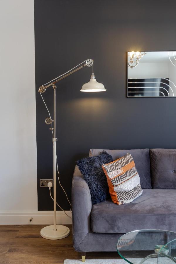 Bright Cheery 4 Bd Apartment By Brighton Station Экстерьер фото